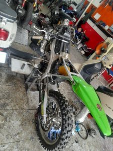 Off-road Kawasaki KX250F